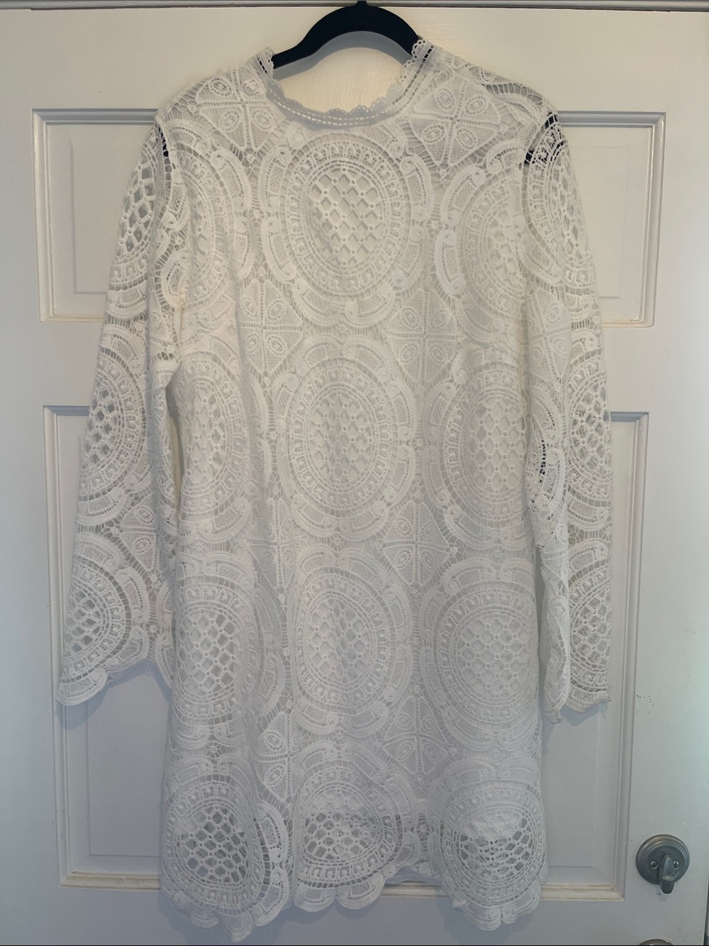 New York & Company White Lace Long-Sleeve Shift Dress